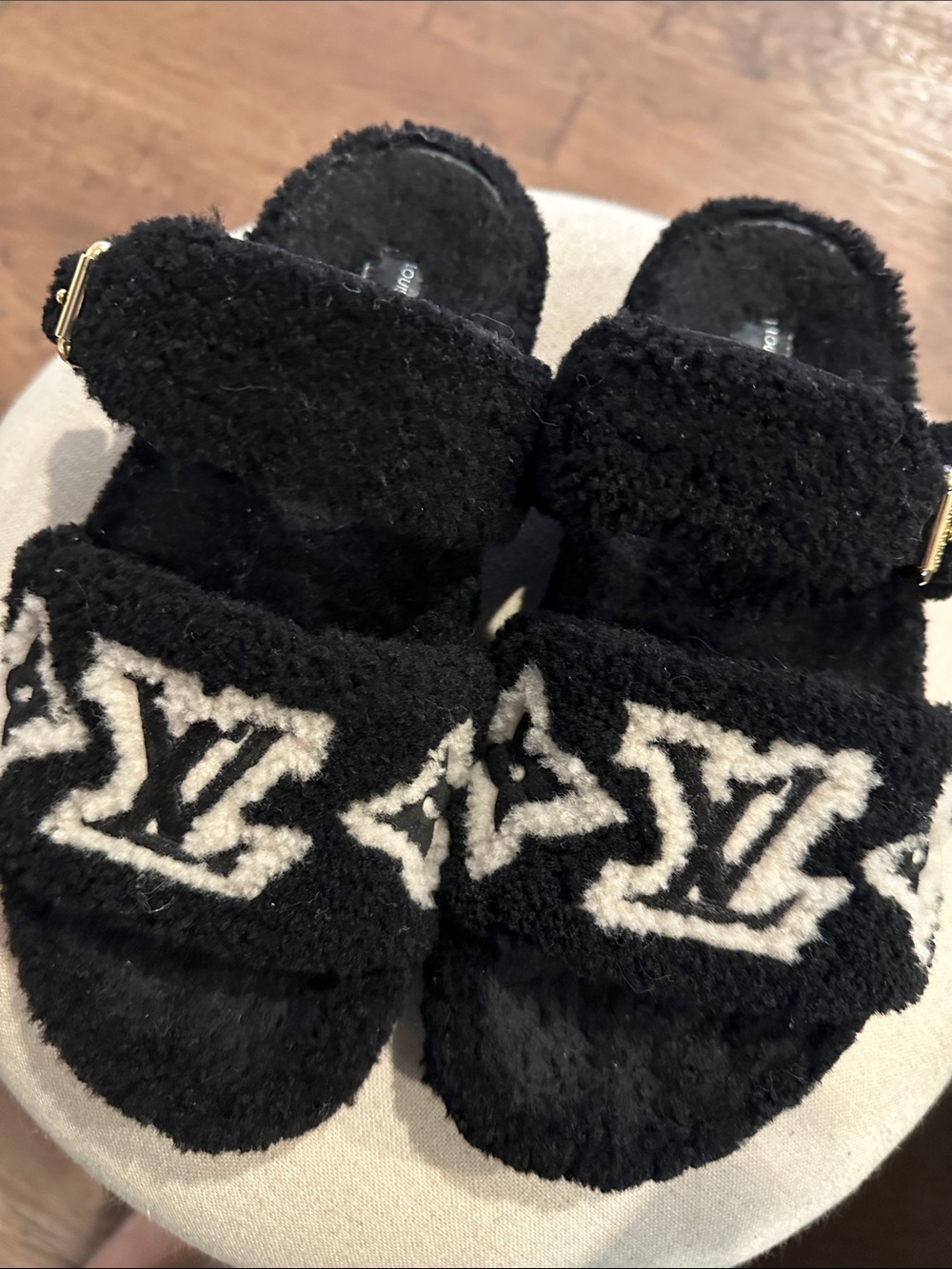 Louis Vuitton Black Shearling Monogram Slide Sandals with Cream Logo